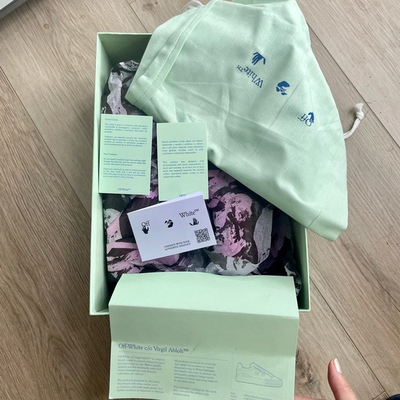 🎊SOLD🎊Off-White Low Vulcanized Sneaker - Picture 5 of 5